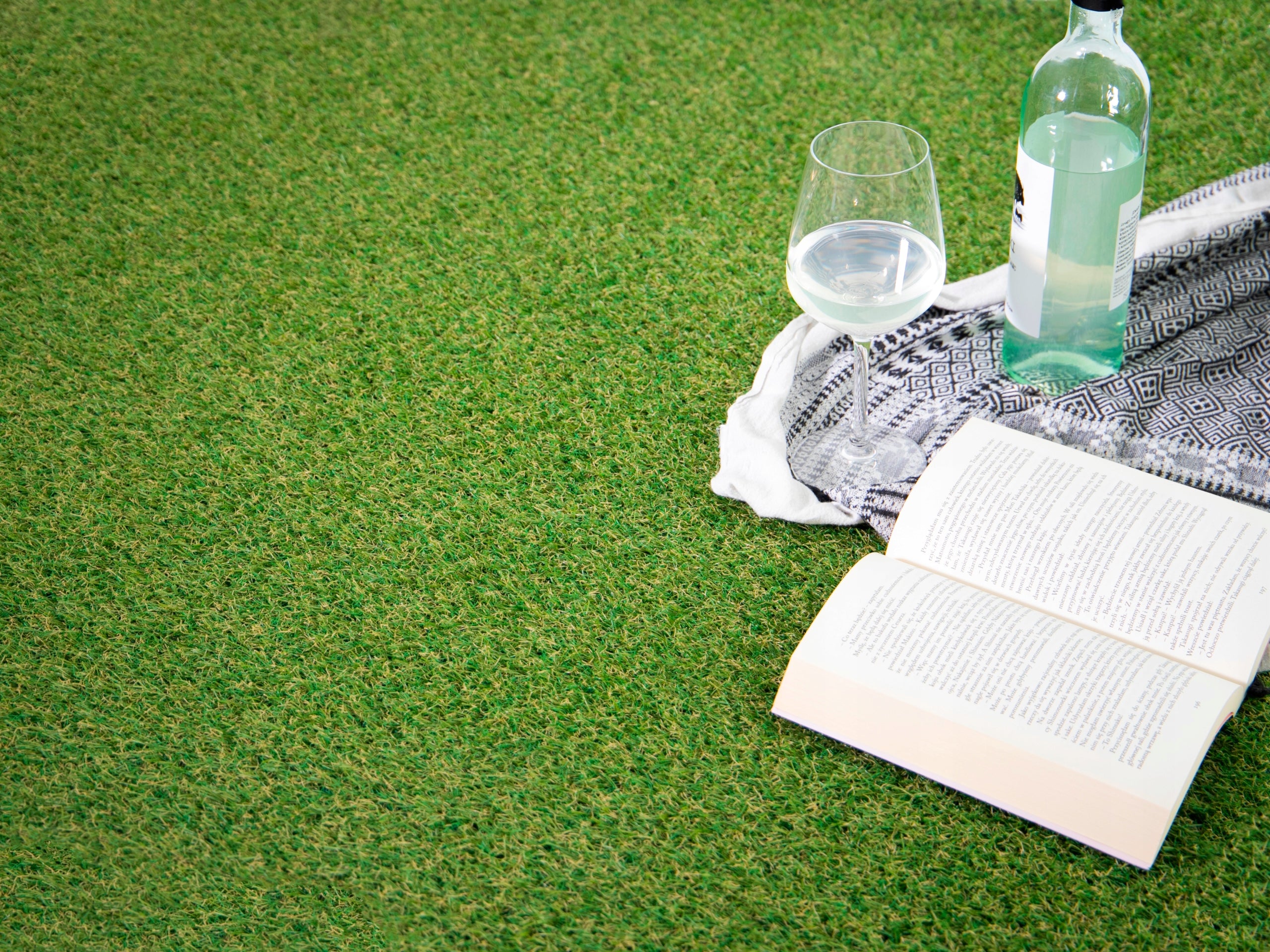 ARTIFICIAL GRASS CARPET 100x300cm GREEN INTENS VERDE FIELD GARDEN EAN (GTIN) 5905778954928