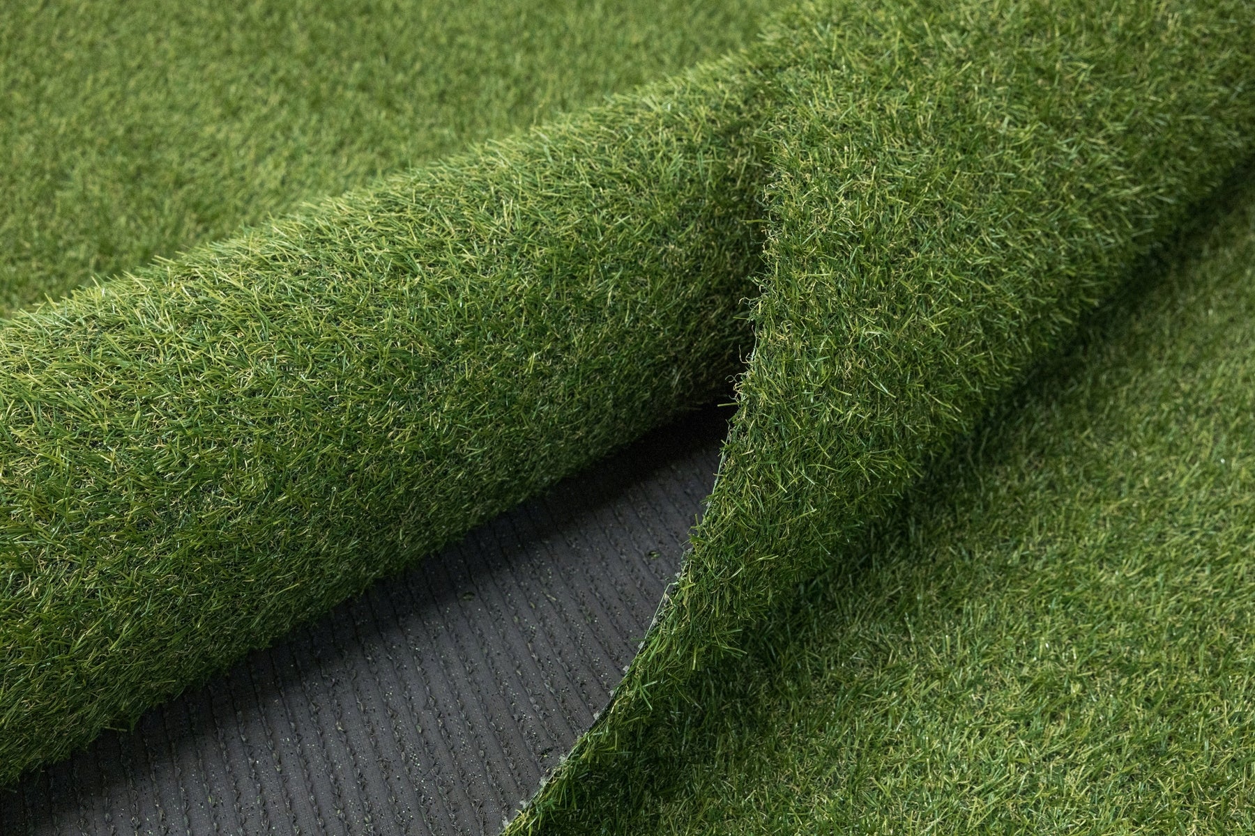 ARTIFICIAL GRASS FOR TERRACE BALCONY GARDEN GREEN 18mm SOFT LAGOON 300x300 cm Color green