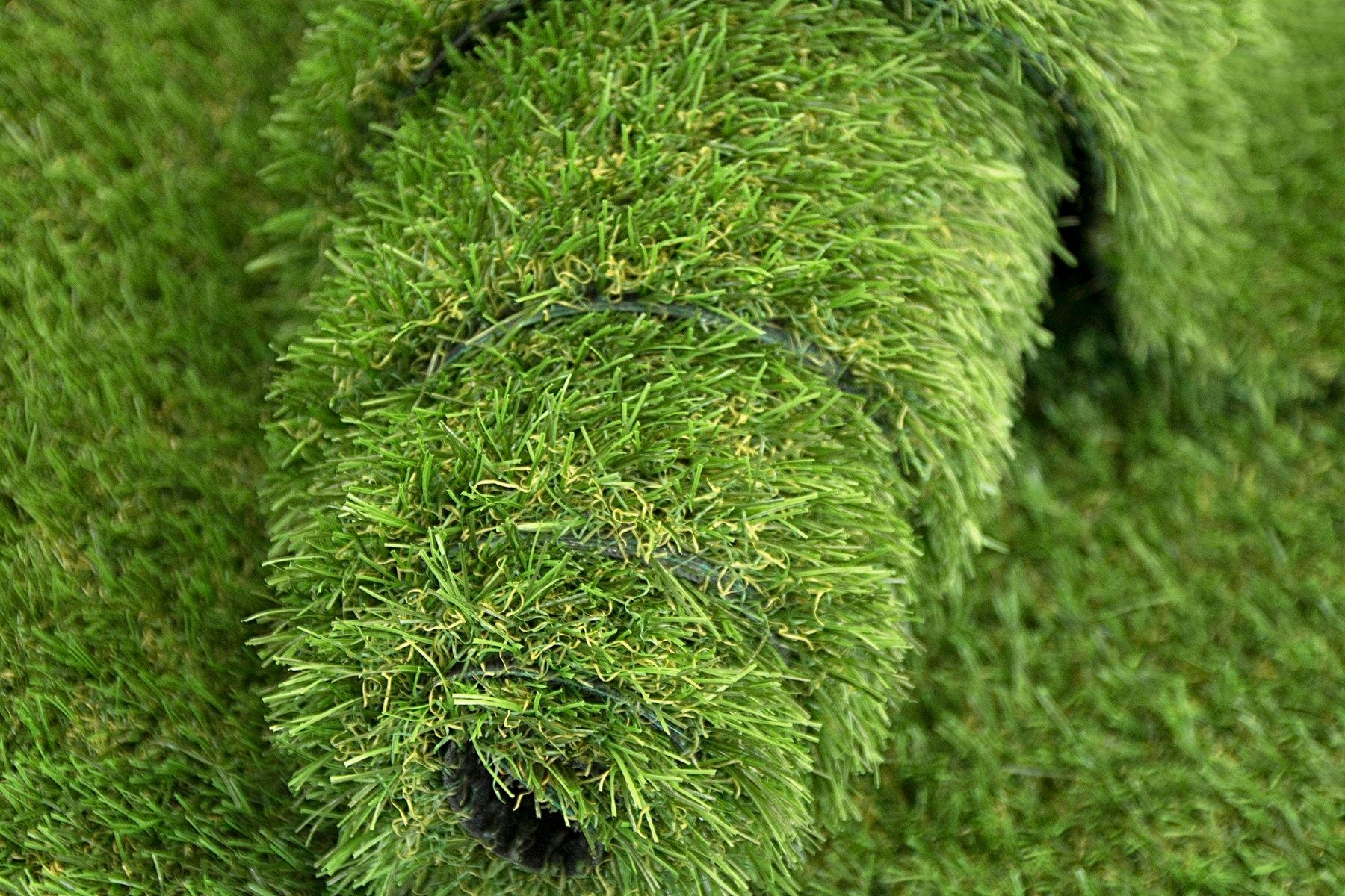 ARTIFICIAL GRASS GREEN WIDTH 5m FOR BALCONY TERRACE DENSE WITH ROLL SOUL 28mm Brand Condor
