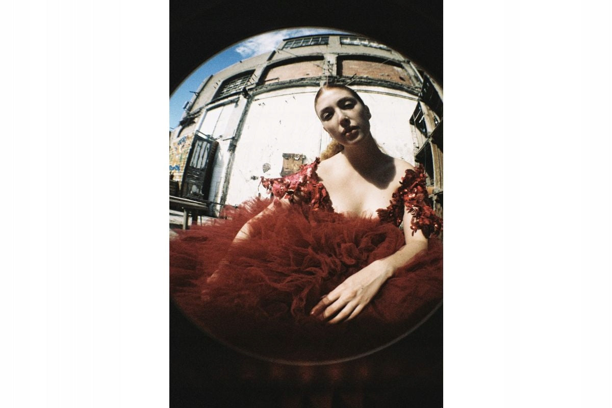 Analog camera Fisheye No. 2 Papaya Pop 35 mm Lomography Manufacturer code Aparat analogowy Fisheye No. 2 Papaya Pop 35