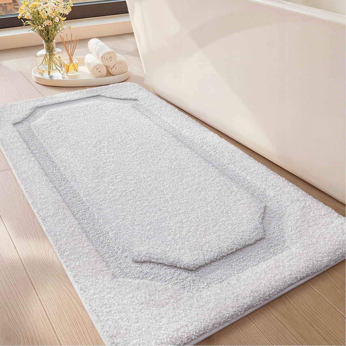 Anti-slip BATHROOM MAT, 61 x 152 cm, soft, white, Manufacturer code NESTOR - DYWANIK ŁAZIENKOWY SOFT LUX WHITE