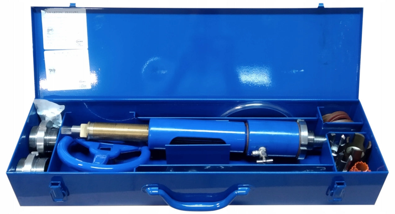 Apparatus for drilling pipelines under pressure