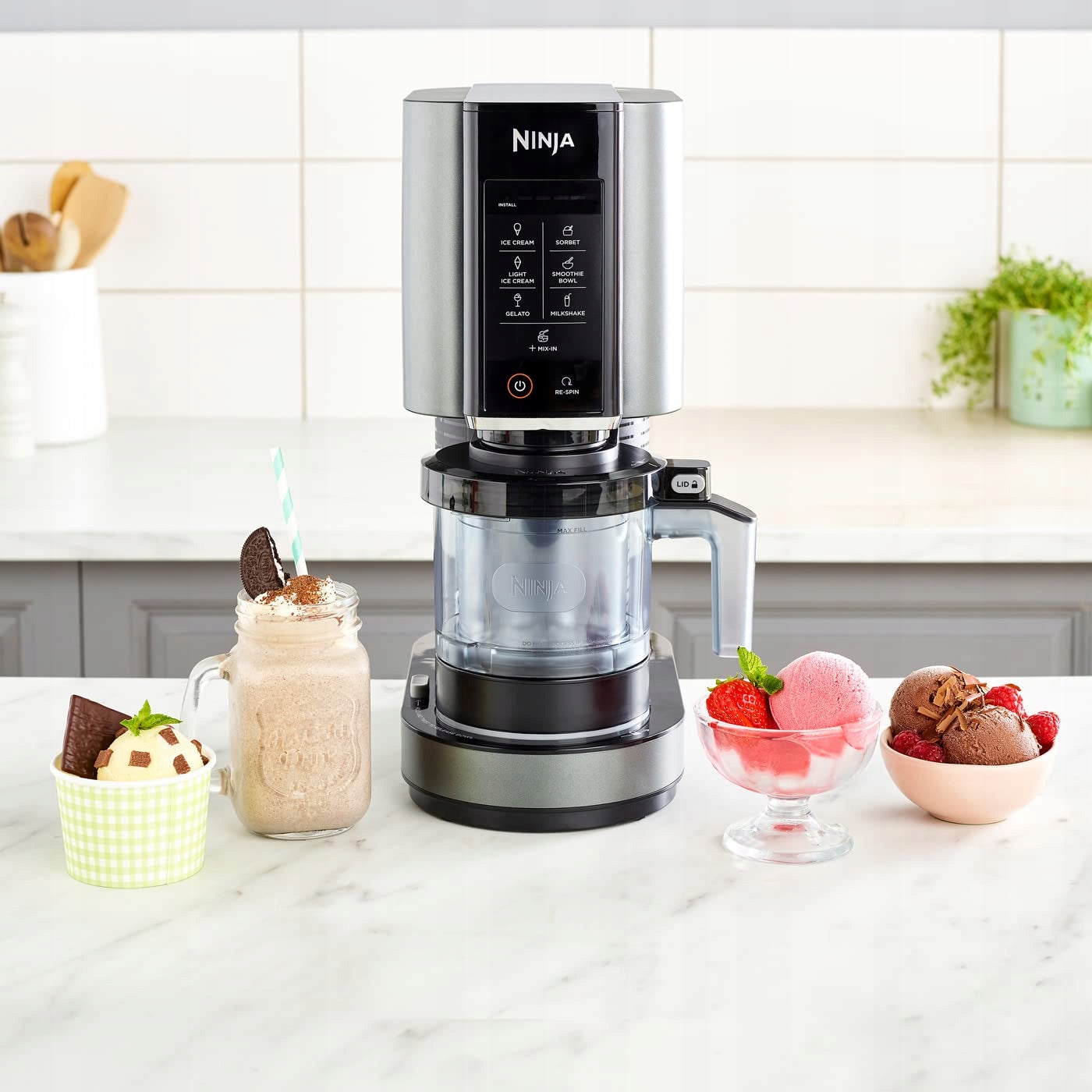 Apparatus for ice cream and yogurt Ninja Creami NC300EU silver Manufacturer code NC300EU