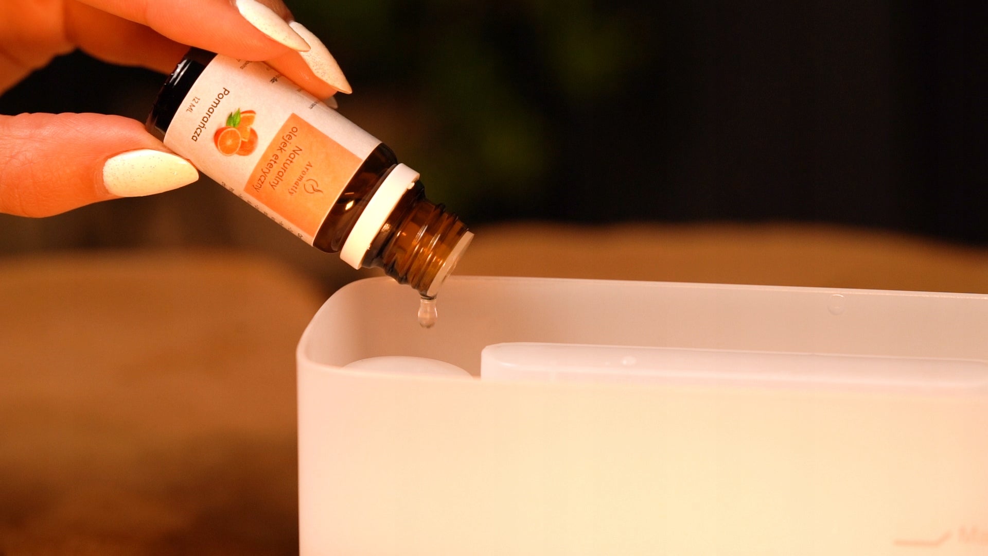 Aromatly FRAGRANCE DIFFUSER Flame AIR HUMIDIFIER FIREPLACE AROMATHERAPY Medical device no