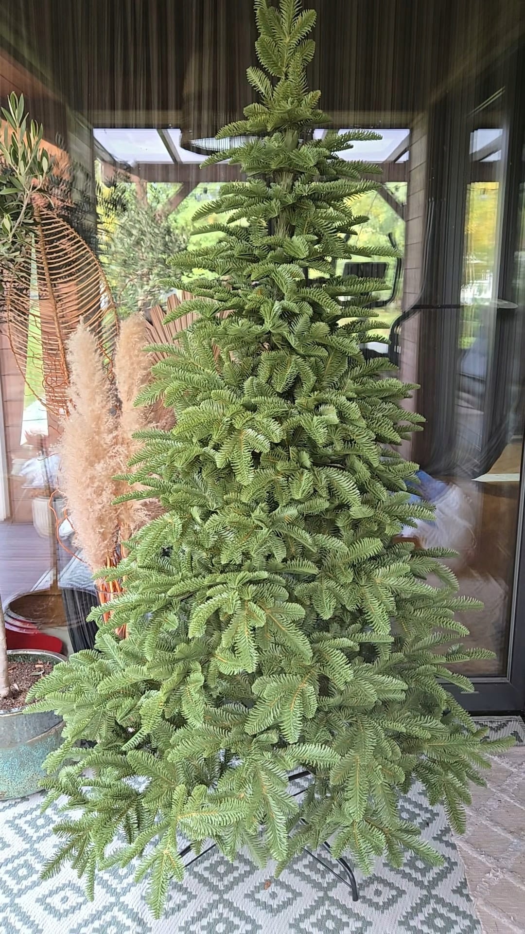 Artificial Christmas tree 100% PE Olive 2D 220cm bright green fir like living silicone Manufacturer code Olive Glow 220 cm
