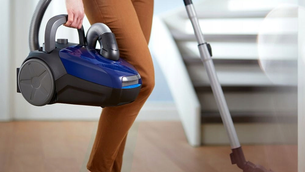 BAGGED VACUUM CLEANER LARGE WITH TELESCOPIC TUBE SOLID ROOMY 3L STRONG 900W Manufacturer code WORKOWY POJEMNY ODKURZACZ 900W