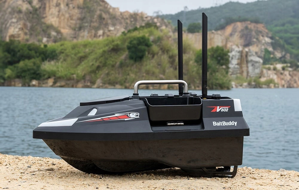 BAIT BOAT FLYTEC V802 CRUISE CONTROL, 4 CHAMBERS, 12000mAh BATTERY Brand Flytec