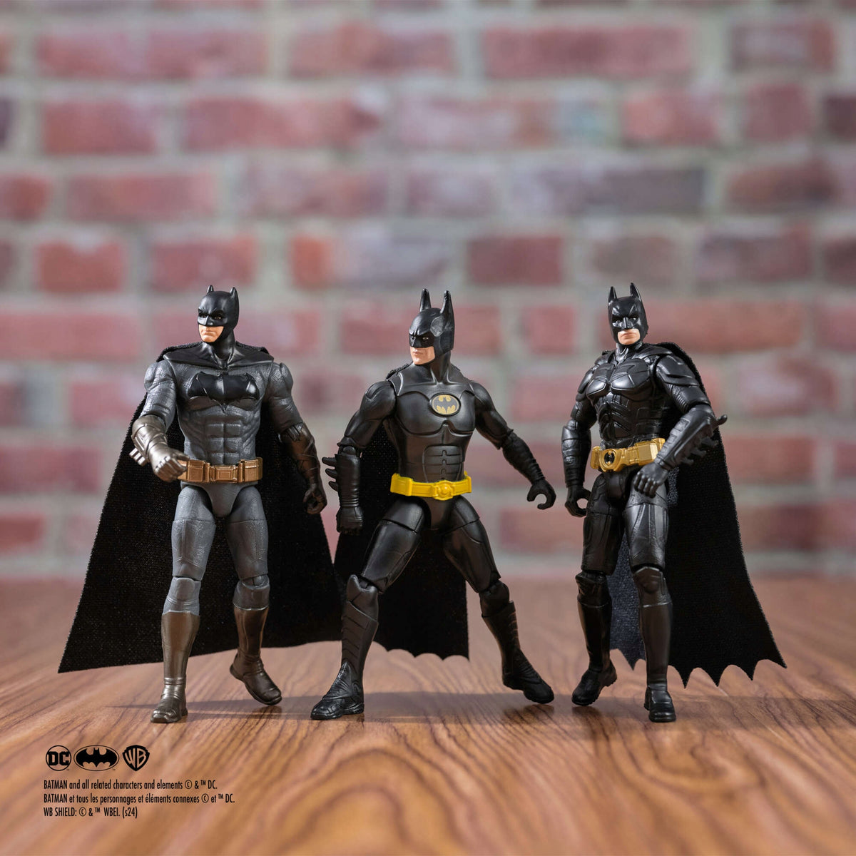 BATMAN DC COMICS SET OF 3 FIGURES DARK KNIGHT JUBILEE EDITION 10 CM EAN (GTIN) 681147031616