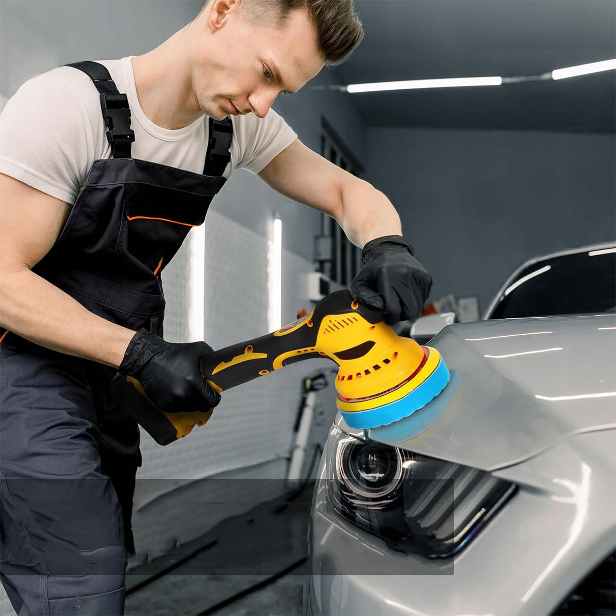 BATTERY OPERATED CAR POLISHER + 2x aku 2.0AH 21V STRONG Brand no brand