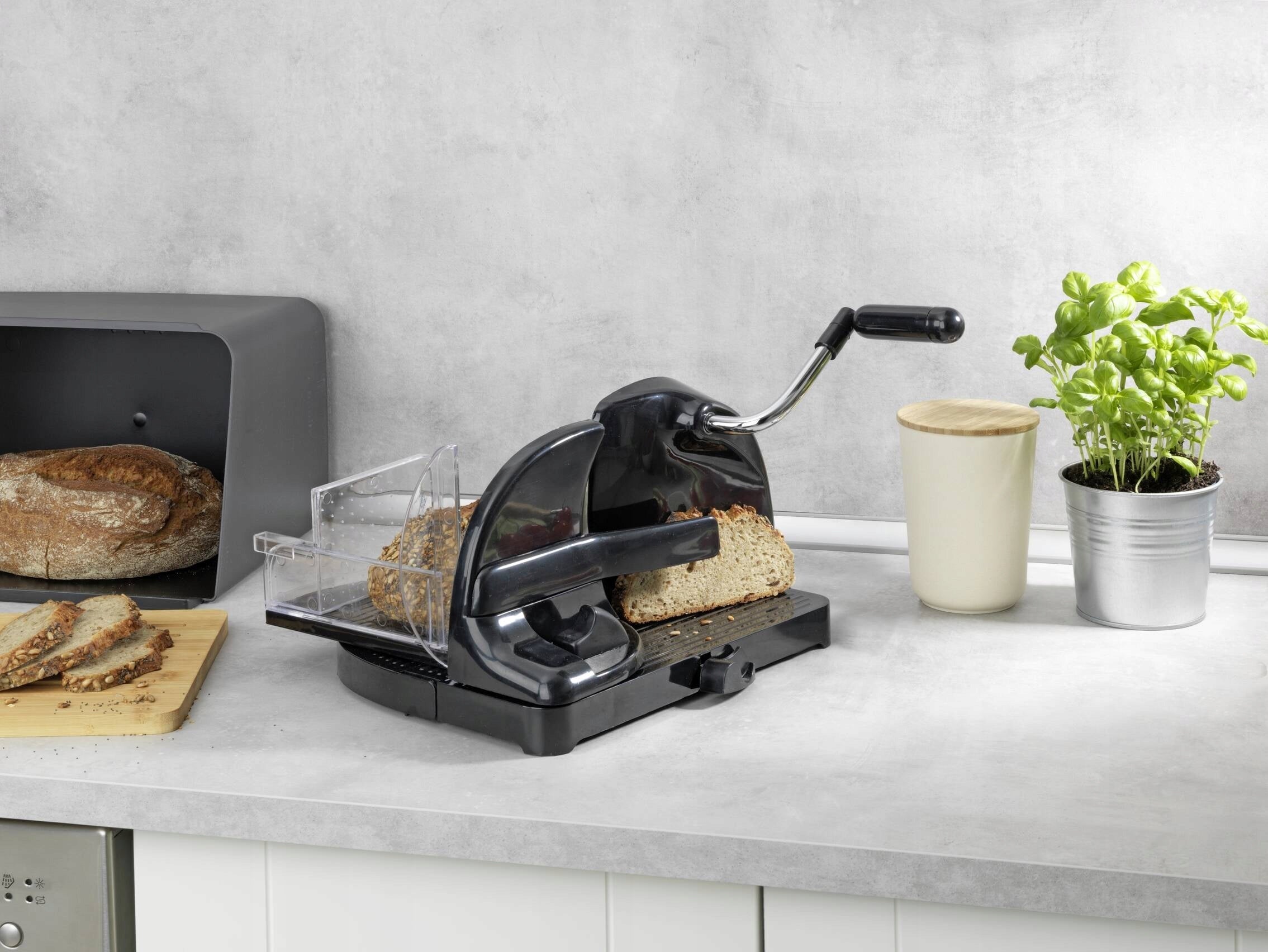 BREAD SLICER MANUAL BLACK WITH SUCTION CUP FOLDING Dominant color black