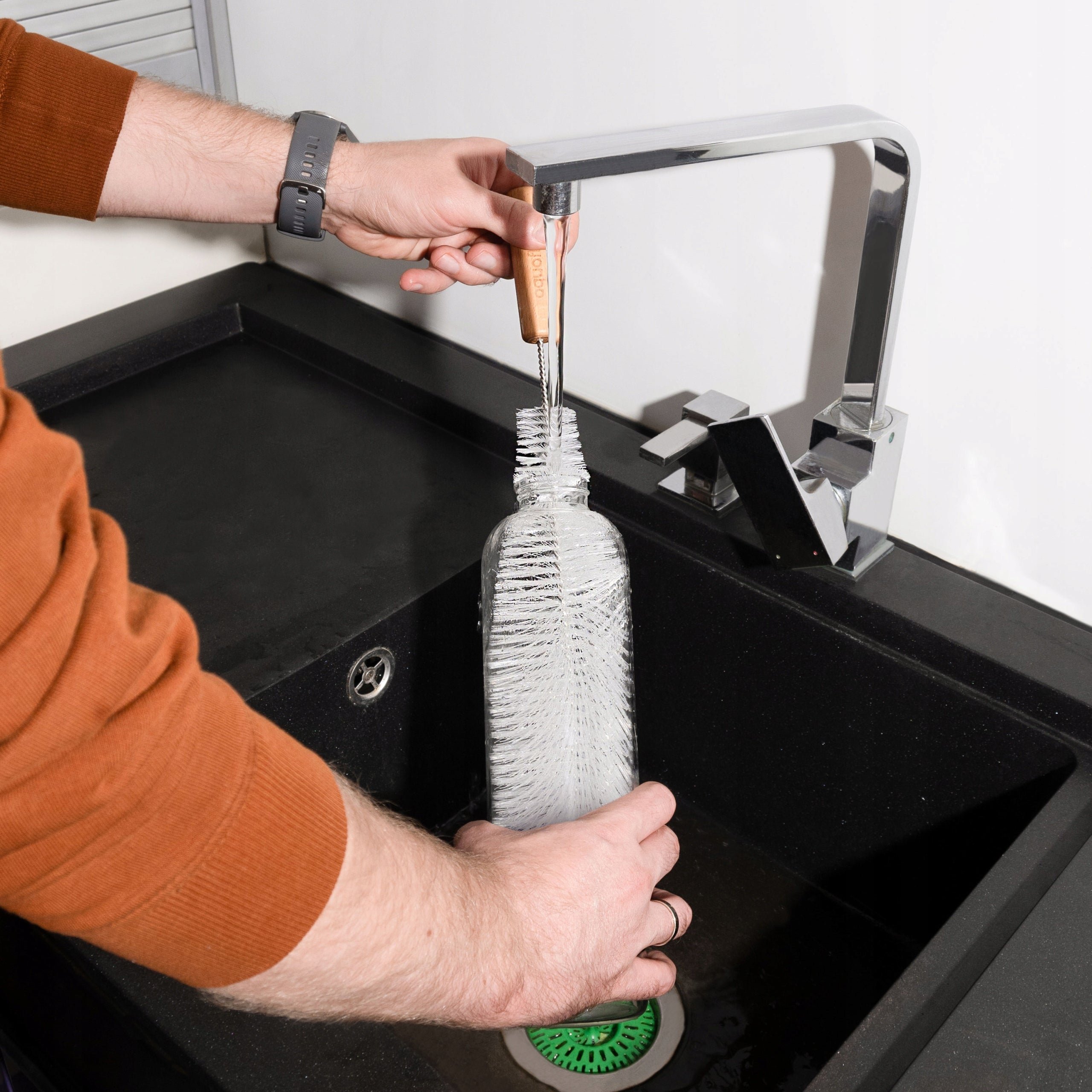 BRUSH BOTTLE CLEANER FOR SODASTREAM WATER SATURATORS Packaging status original