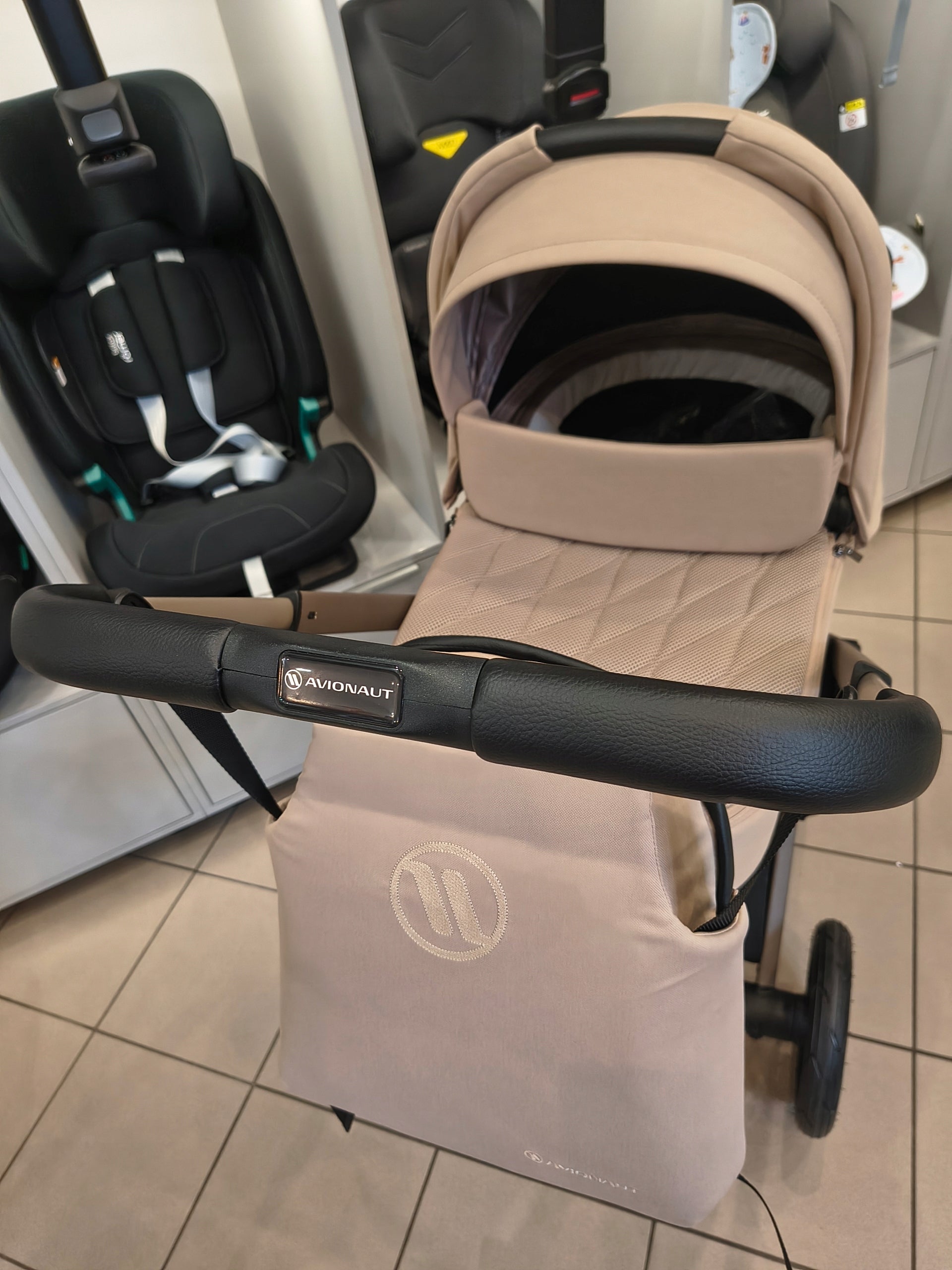 Baby stroller 2in1front rear Avionaut Sirius 2 pumped wheels Brand Avionaut