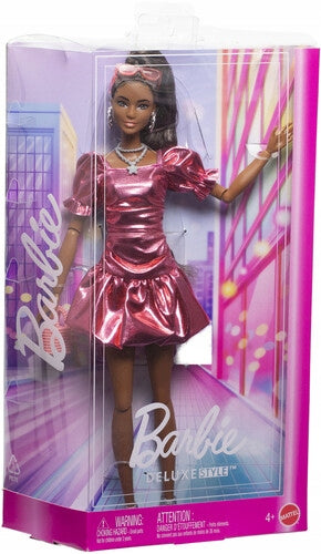 Barbie Deluxe Style Doll JFP41