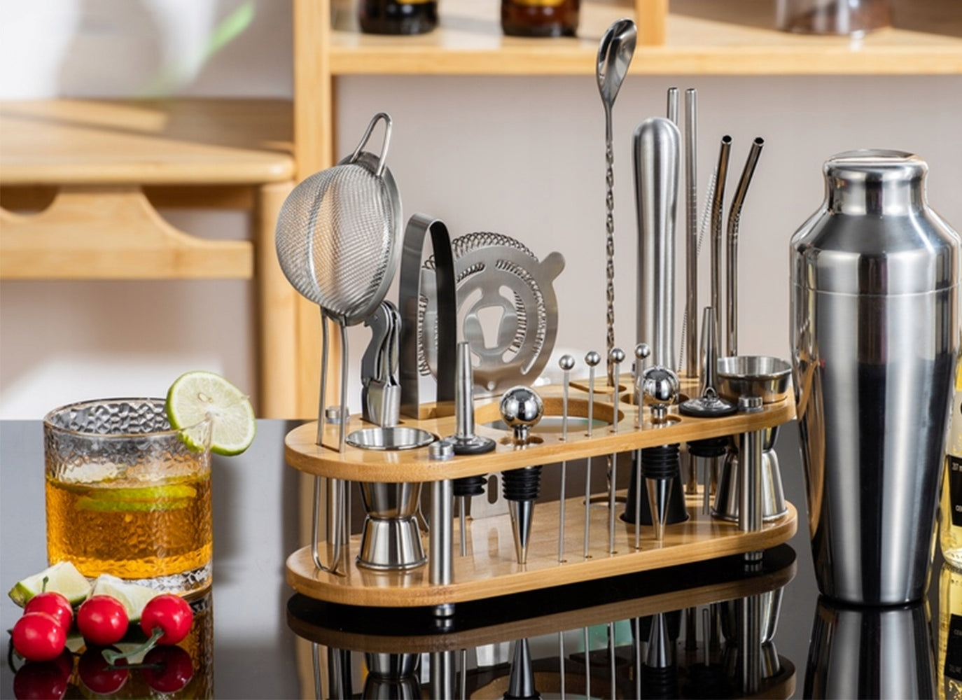 Bartending set 25 el. shaker 750 ml bamboo stand for drinks Manufacturer code S2352