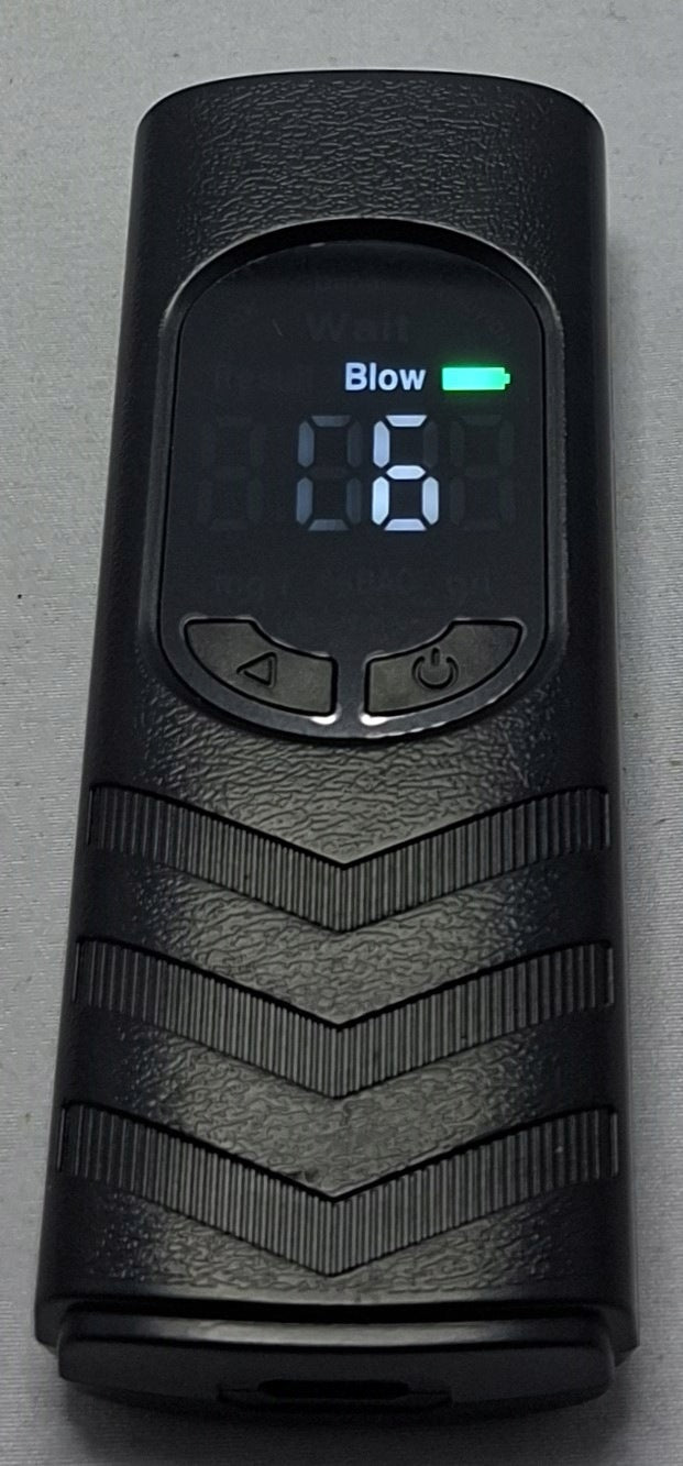 Battery black electrochemical breathalyzer with 5 mouthpieces MR505 Packaging status original