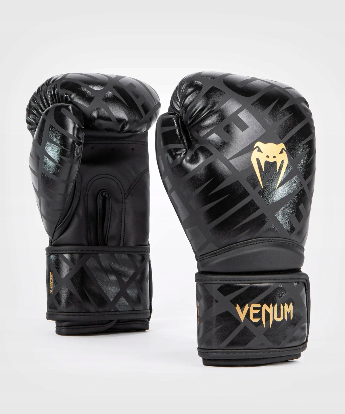 Boxing Gloves VENUM Contender 1.5 XT Black/Gold 14oz