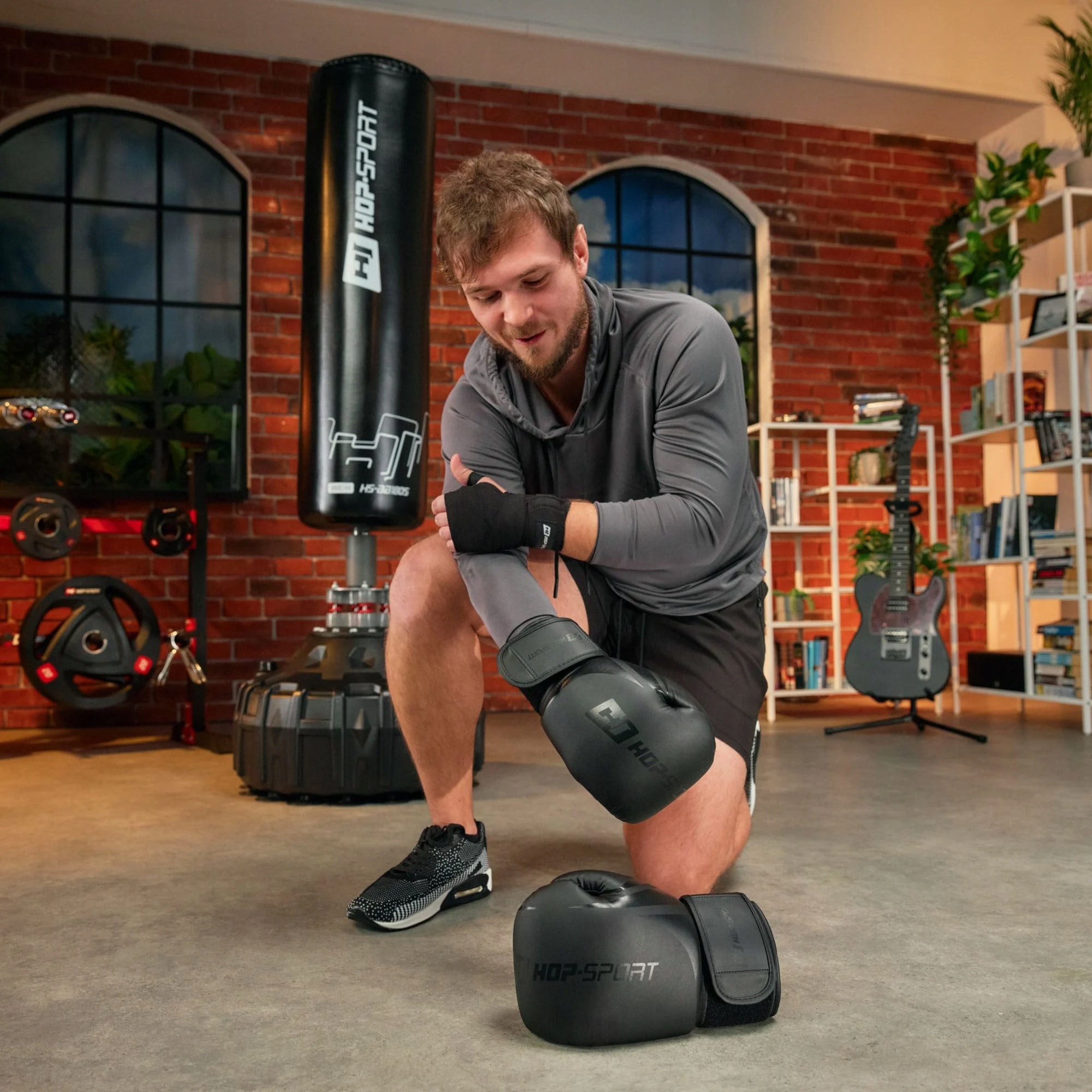 Boxing gloves 12oz training black hook-and-loop for boxing Brand Hop-Sport