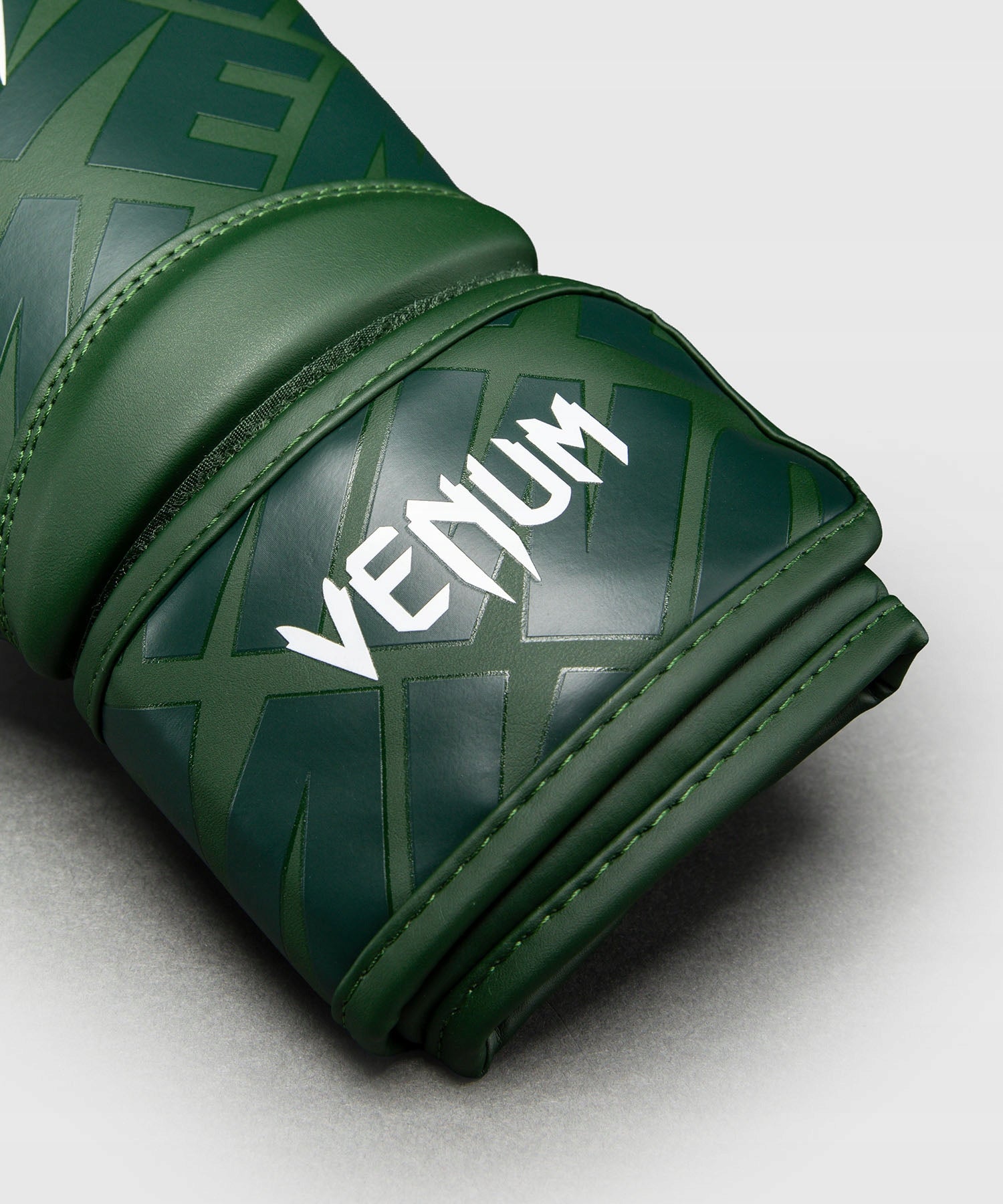 Boxing gloves Venum Contender 1.5 XT 3D 12 oz Weight of gloves 12 oz