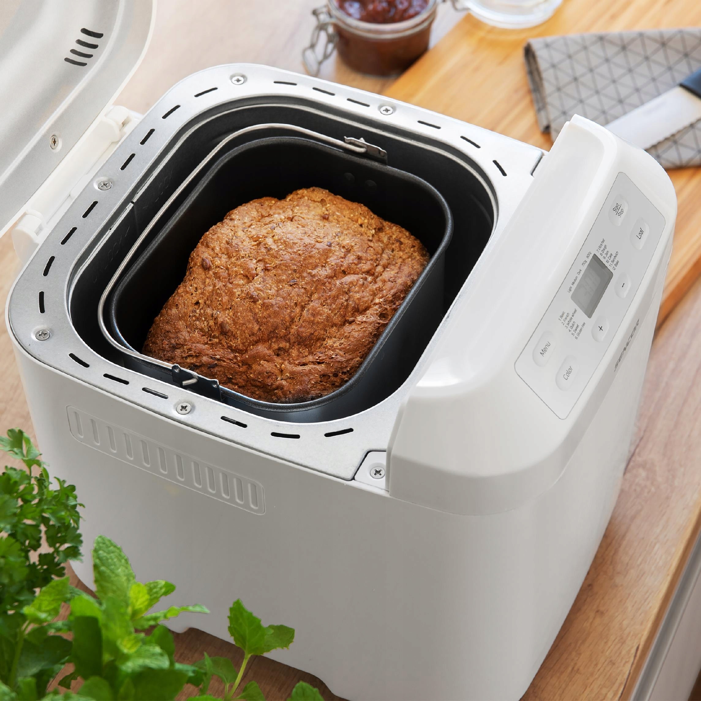 Bread maker Sencor 41011113 white 550 W Manufacturer code SBR 1040WH