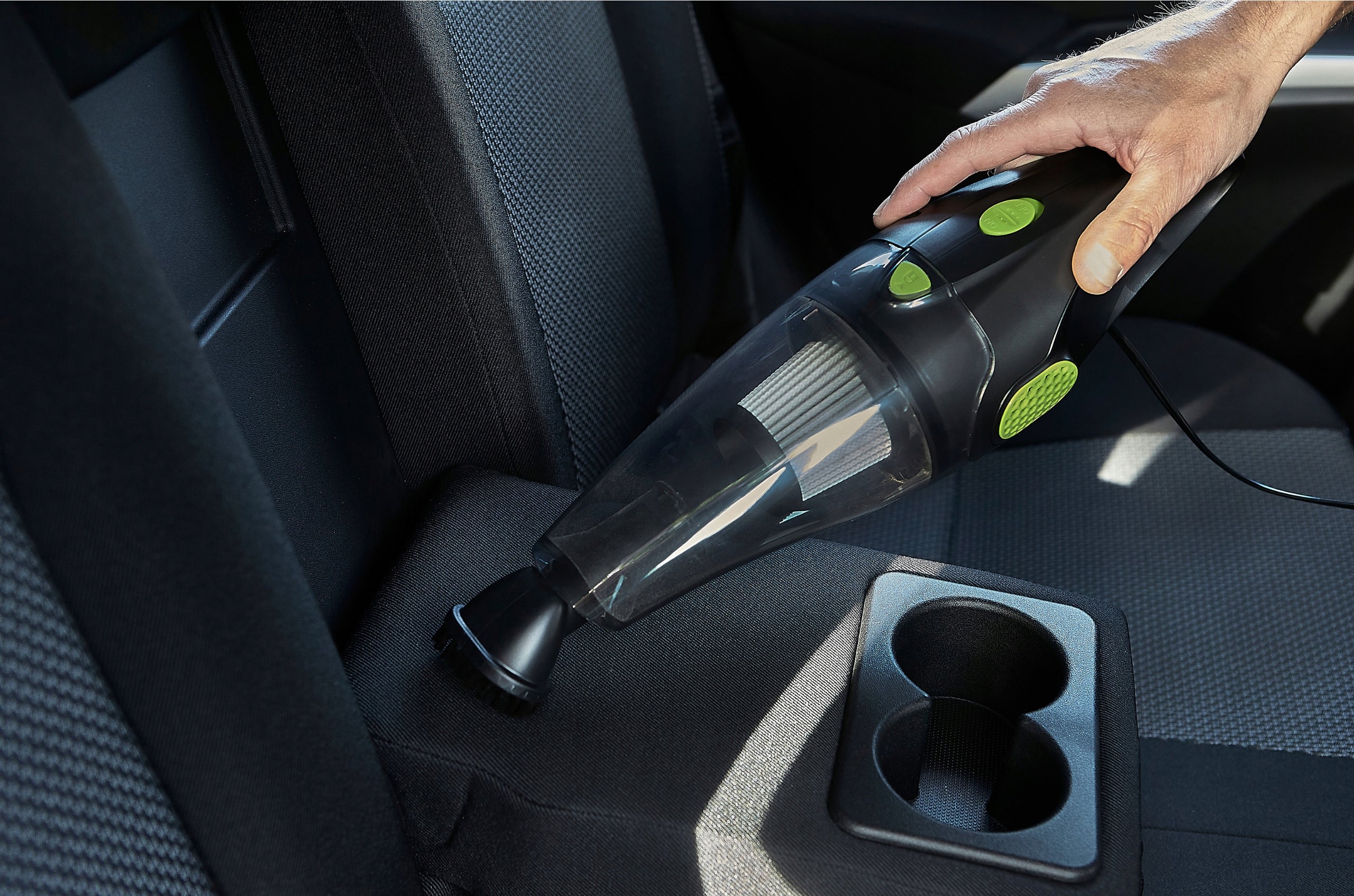 CAR VACUUM CLEANER HANDHELD POWERFUL FOR CAR 2xfilter 100W Power supply 12v POWER Manufacturer code EMAODK47438