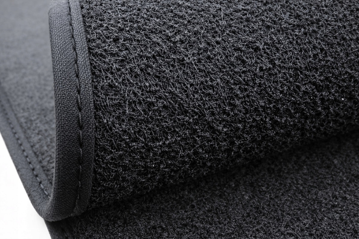 CAR VELOUR RUGS BLACK SET OF 4 TO SIZE + STOPWATCHES Manufacturer Pok-Ter