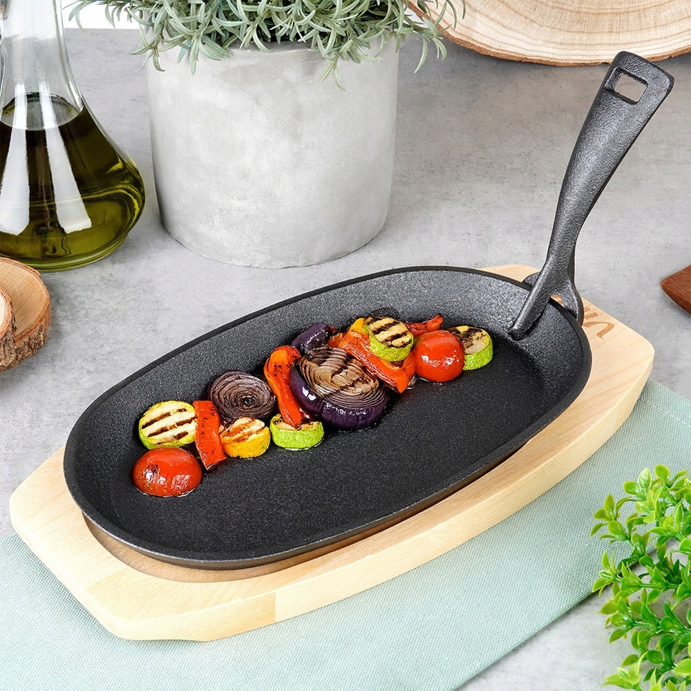 CAST IRON BOARD serving food hot platter plate sizzler Packaging status original