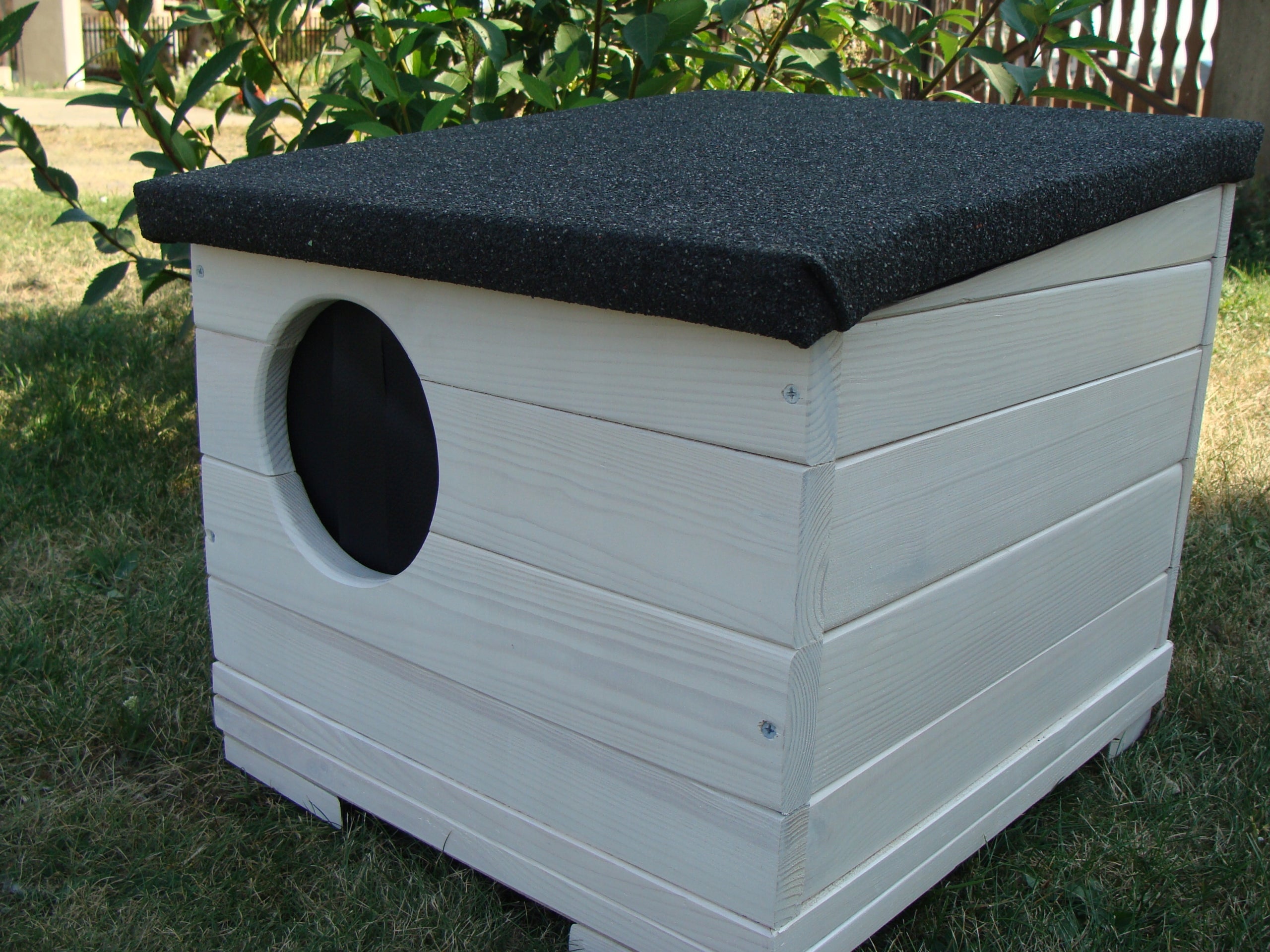 CAT DOG KENNEL S2-WHITE INSULATED WHOLE TWISTED PAINTED THICK PAPA Trade name Buda