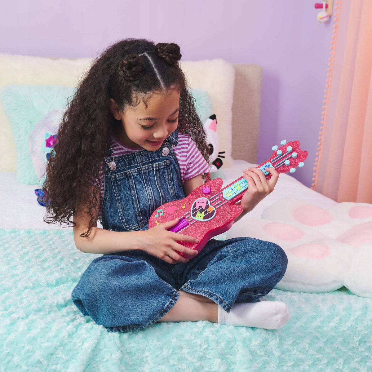 CAT HOUSE GABI CAT UKULELE INTERACTIVE GUITAR FOR CHILDREN SAINT/SOUND Manufacturer code 6068284
