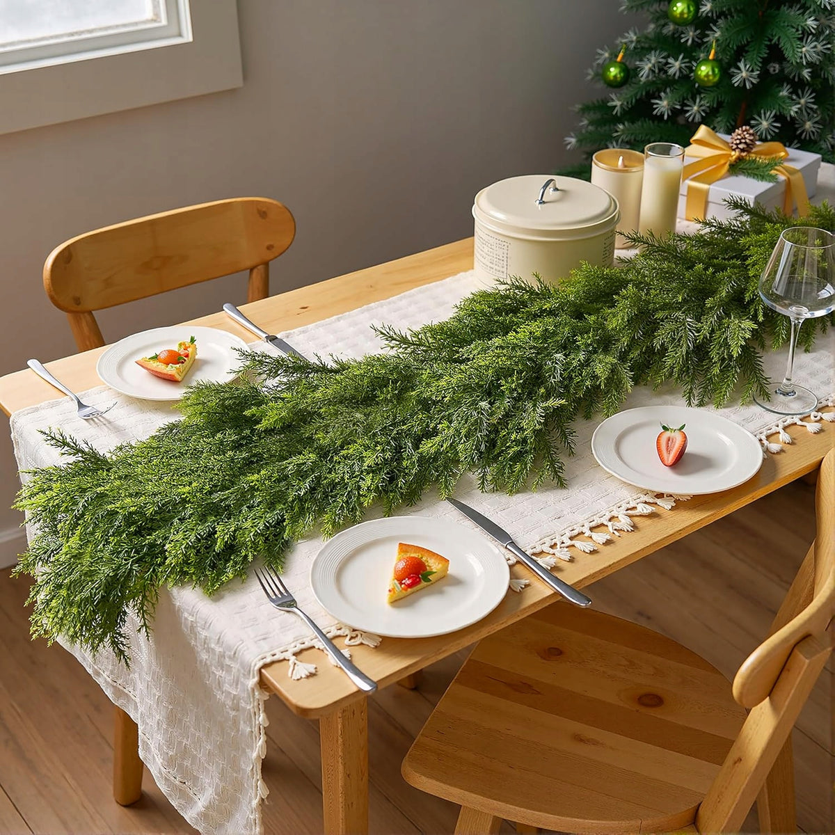 CEDAR CHRISTMAS GARLAND - REALISTIC, THICK AND VERY DENSE! Brand Cedrus