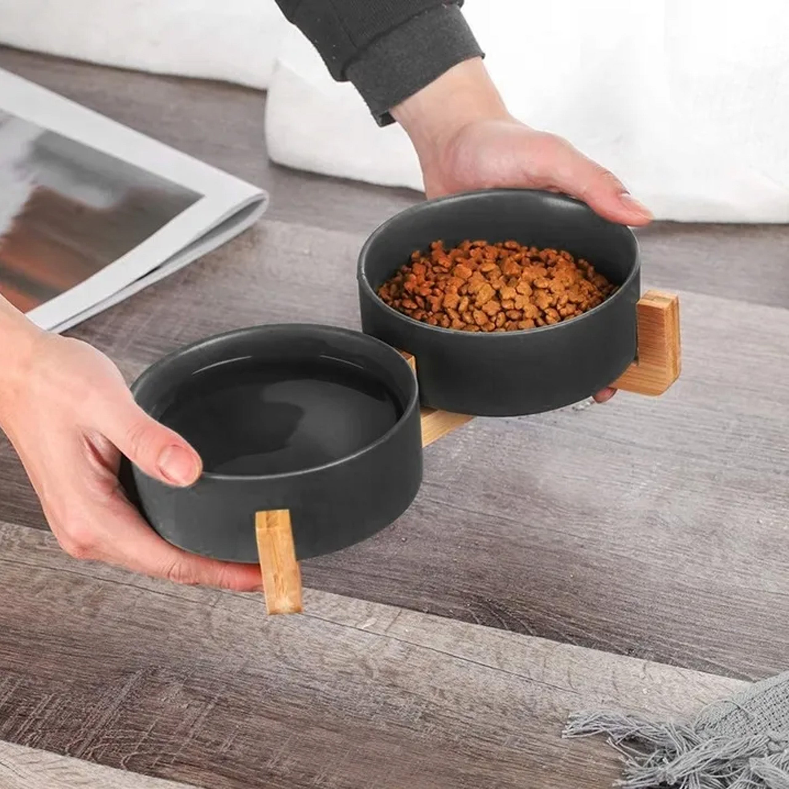 CERAMIC BOWL FOR CAT DOG ON STAND DOUBLE SET 2x400ml BLACK Brand no brand