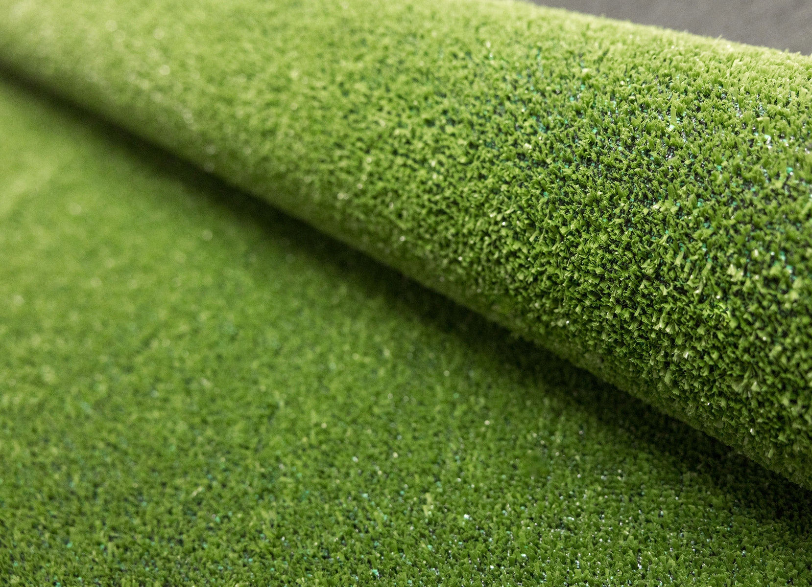 CHEAP ARTIFICIAL GRASS OUTSIDE UNDER THE POOL FOR BALCONY TERRACE 5mm 350x400 cm Thickness 5 mm