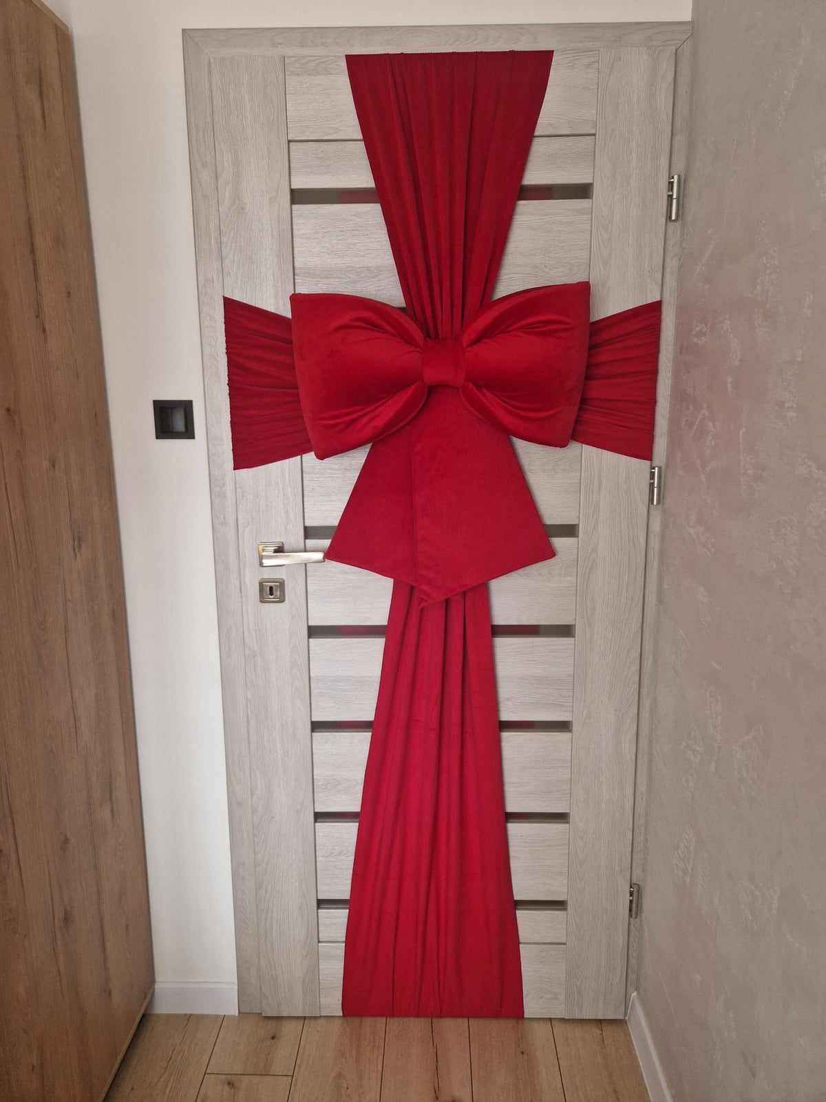 CHRISTMAS DOOR BOW RED SASH DECORATION RIBBON VELOUR WREATH Packaging status original