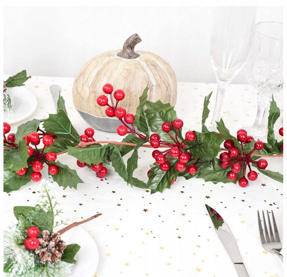 CHRISTMAS GARLAND HOLLY HAWTHORN FRUIT 170cm Manufacturer code WM-014