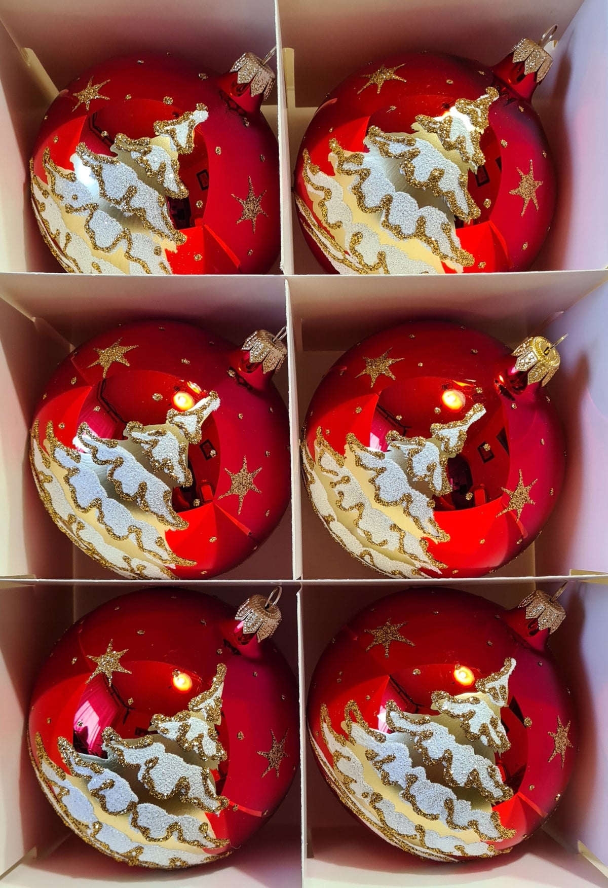 CHRISTMAS TREE BAUBLES GLASS DECORATED 10 cm. Brand Atelier Agnes