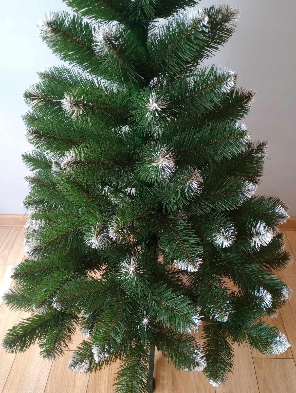 CHRISTMAS TREE Pine 120 CM DENSE Snow-covered Cones +Stand freebie!!! Brand Frezja