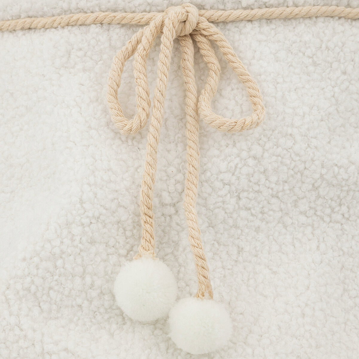 CHRISTMAS TREE SKIRT WHITE PLUSH CHRISTMAS TREE COVER D 56 CM Manufacturer code 198674