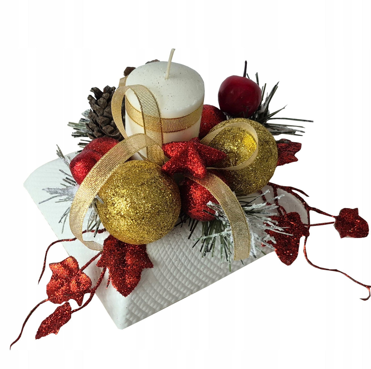 CHRISTMAS WREATH WITH CANDLE CHRISTMAS ORNAMENT FOR TABLE RED