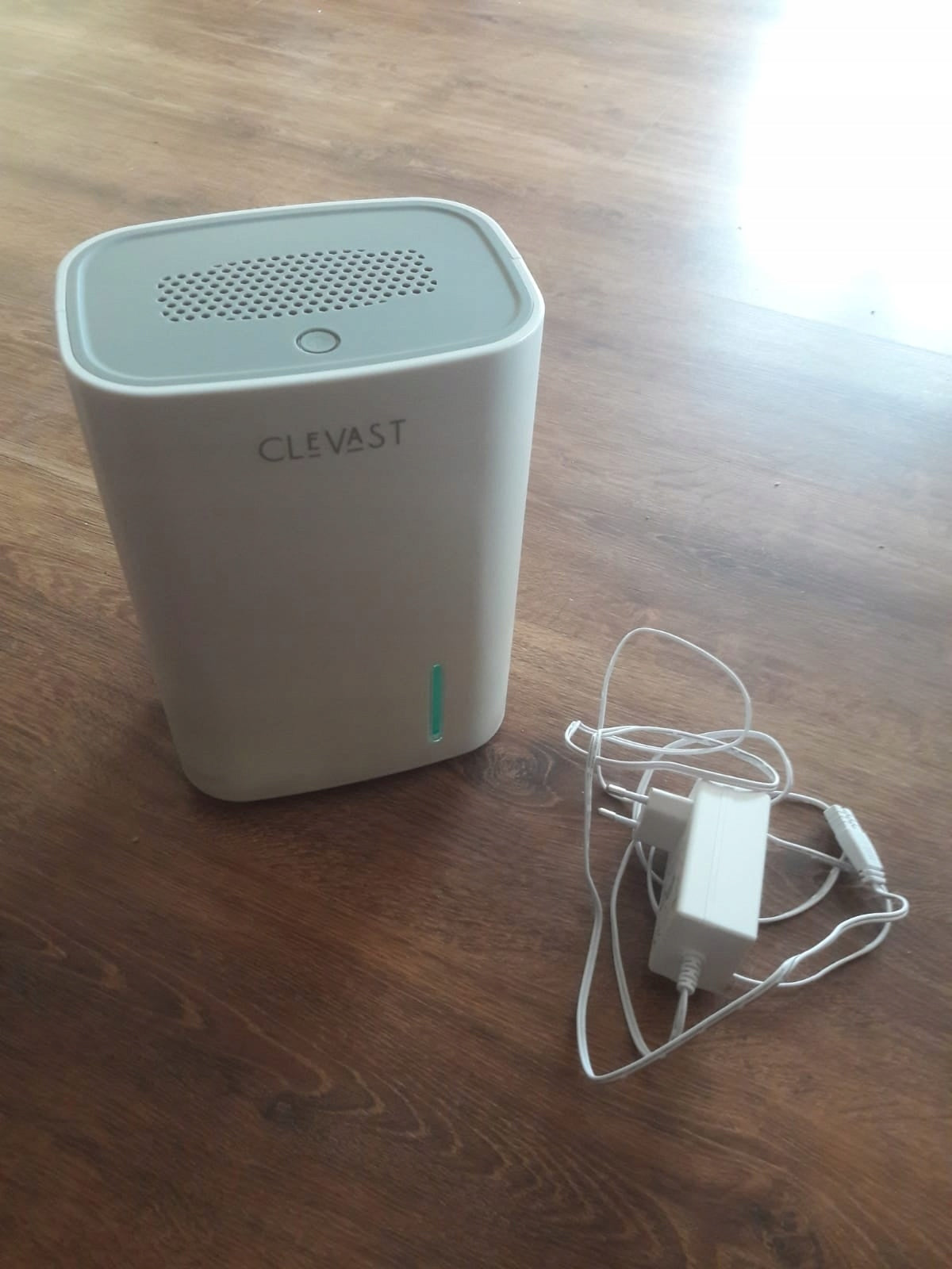 CLEVAST Electric Indoor Dehumidifier White 850 ml Packaging status original