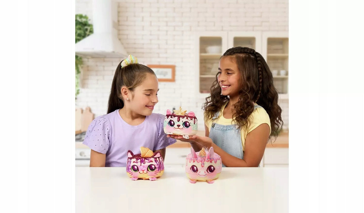 COOKEEZ MAKERY SET FROZEN CAKES WITH FRIDGE PLUSH TOY Brand Cobi