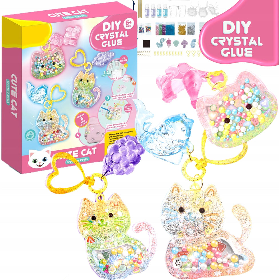 CREATIVE KIT FOR MAKING 6 RESIN KEYCHAINS DIY Keychains