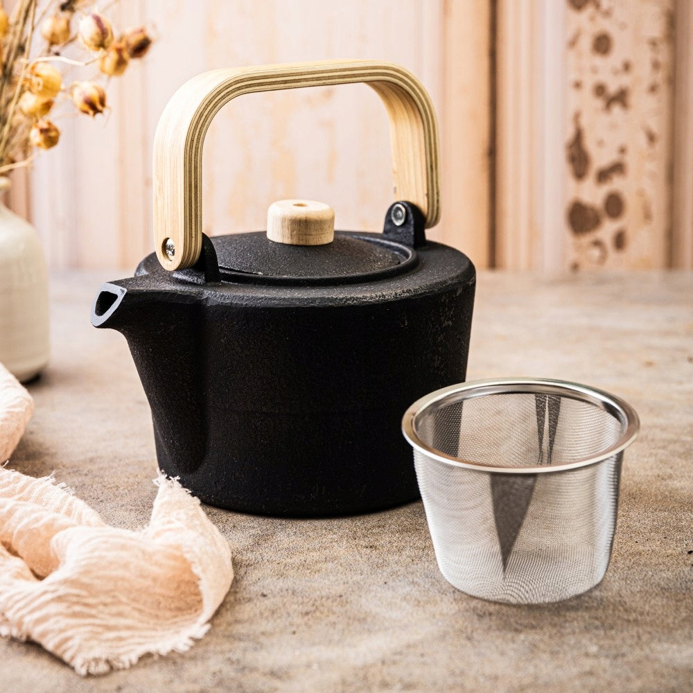 Cast Iron Tea Maker with Filter, 1,3L, CAST IRON TEAPOT WOODEN HANDLE Manufacturer code KH-1845