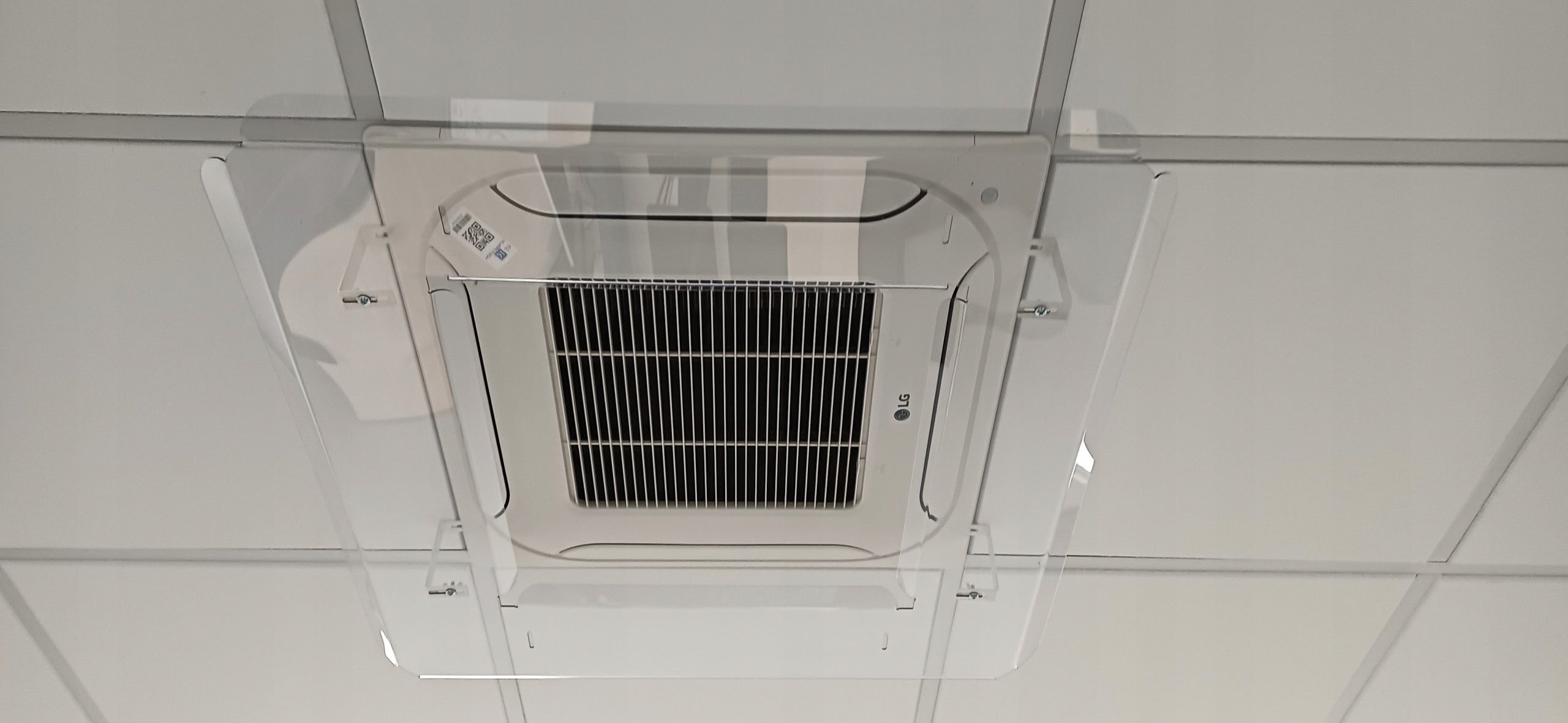 Ceiling air conditioning cover panel screen deflector DEFLEKON PLAFON 700 Cooling power 0 W