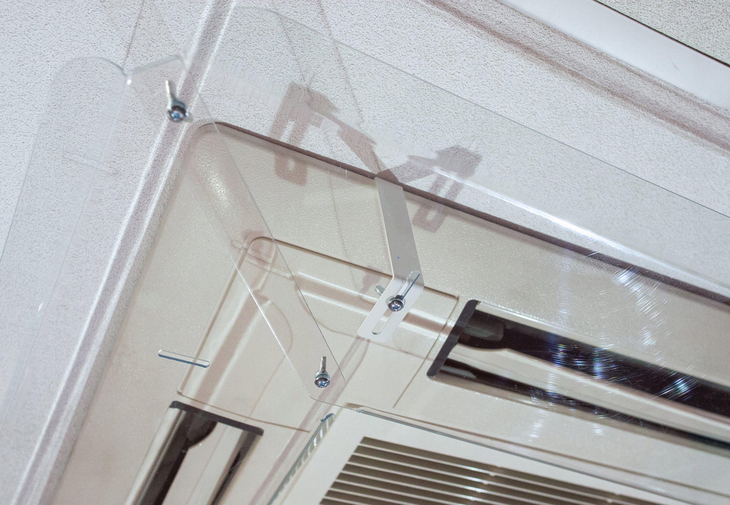 Ceiling air conditioning cover panel screen deflector DEFLEKON PLAFON 700 Heating power 0 W
