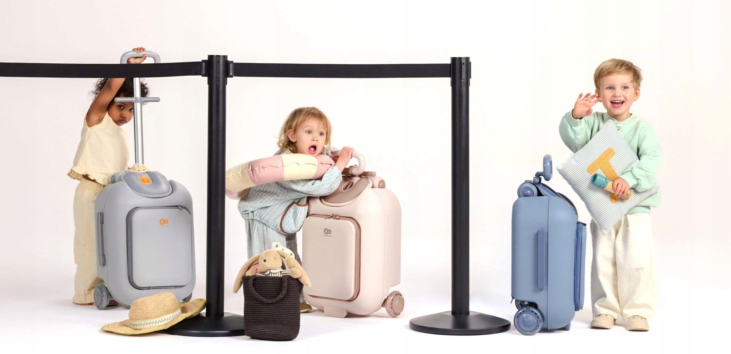Children's Suitcase Cabin Travel On Wheels Seat Kinderkraft CABBY Packaging status original