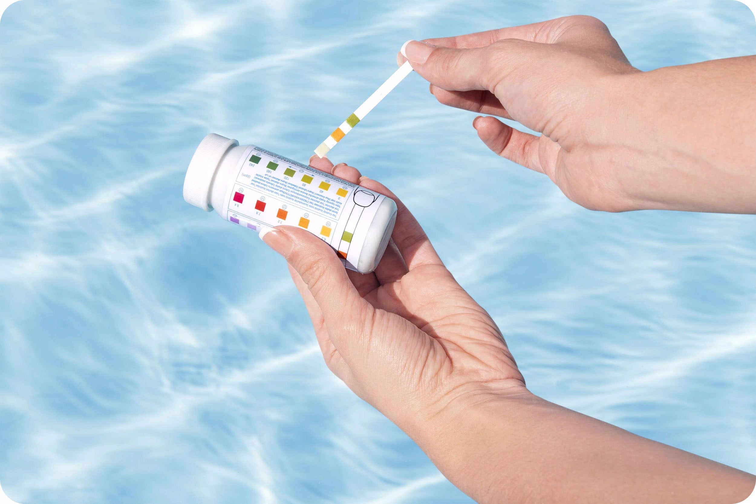 Chlorine Generator for swimming pool 6g/h + Salt/Air Testers Bestway 58678 Output 6 l/h