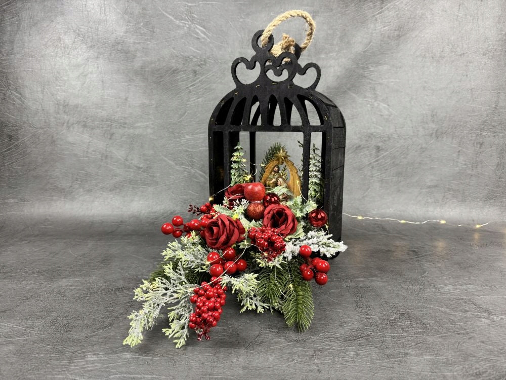 Christmas Nativity Scene Reed For Cemetery With LED Lighting In Red Packaging status original