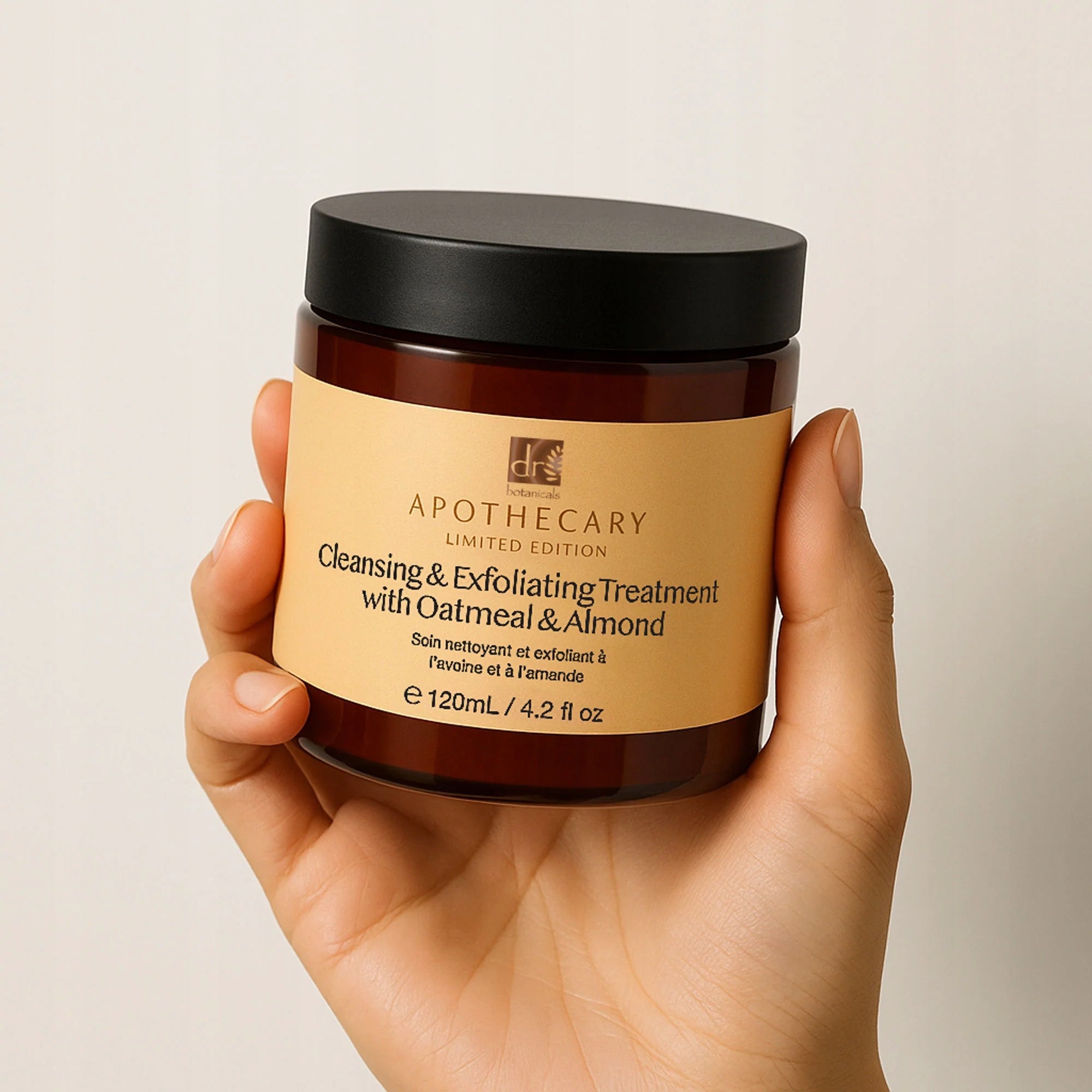 Cleansing and exfoliating treatment with porridge and almonds 120ml Brand Dr Botanicals