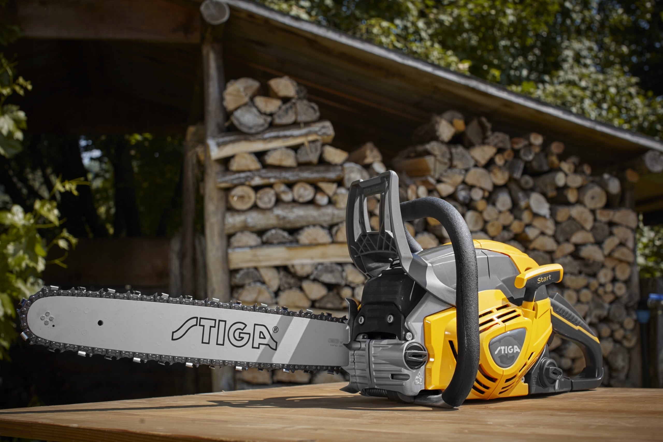 Combustion Saw STIGA CS 755 45 cm 18" 3,13 HP AVS Karter Magnesium 23,1 m/s Power 2300 W