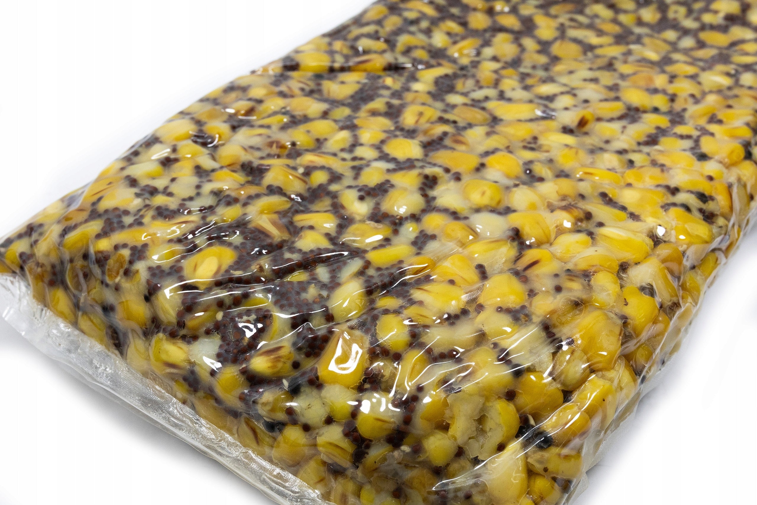 Corn cooked fishing for fish 2,5kg natural wheat rapeseed mix Manufacturer code KUK-MIX25