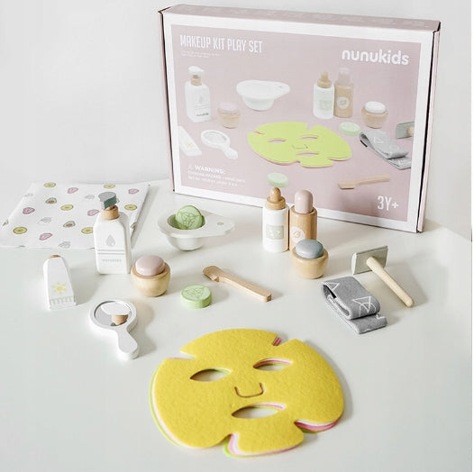 Cosmetic set for children wooden beauty salon mask 18 el. Packaging status original